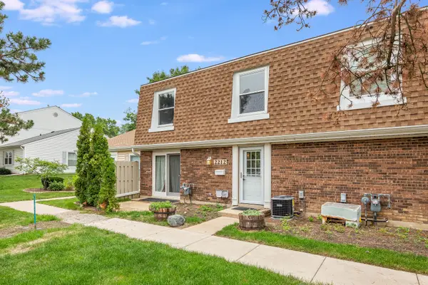 2212 Cardinal Court, Schaumburg, IL 60194