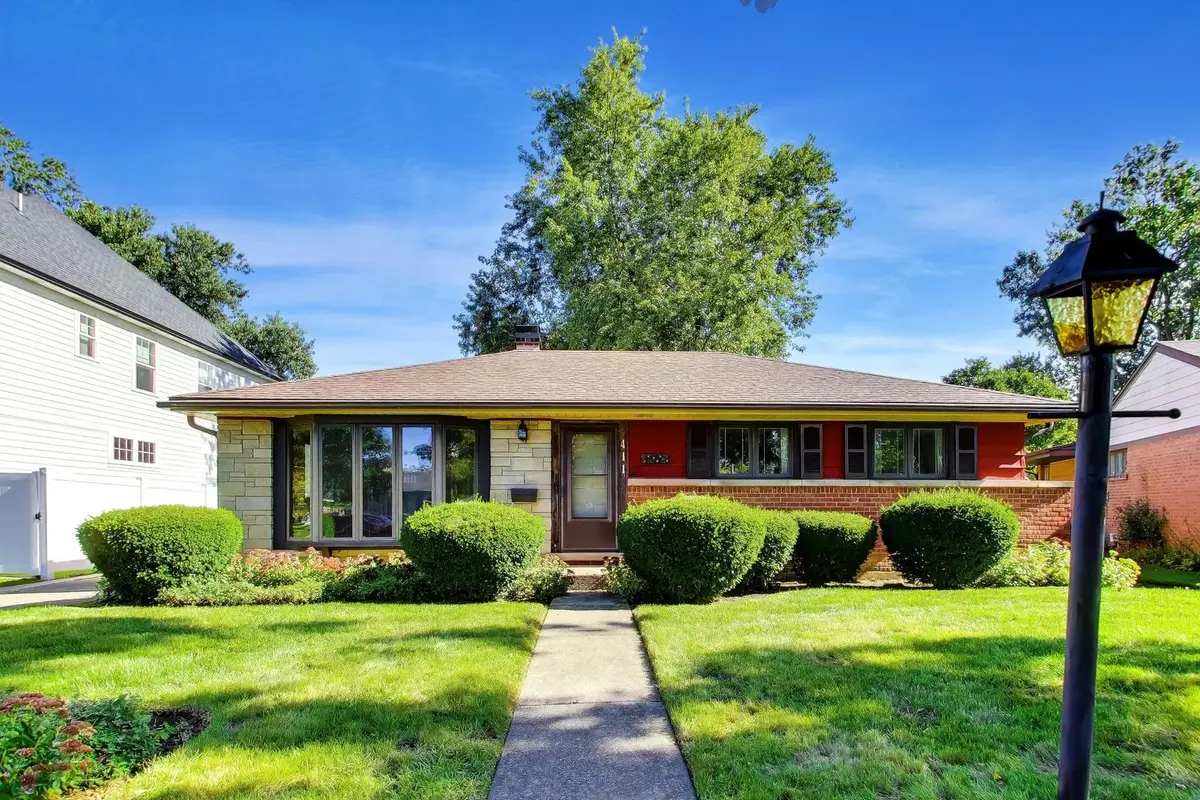 411 N Highview Avenue, Elmhurst, IL 60126 - #1