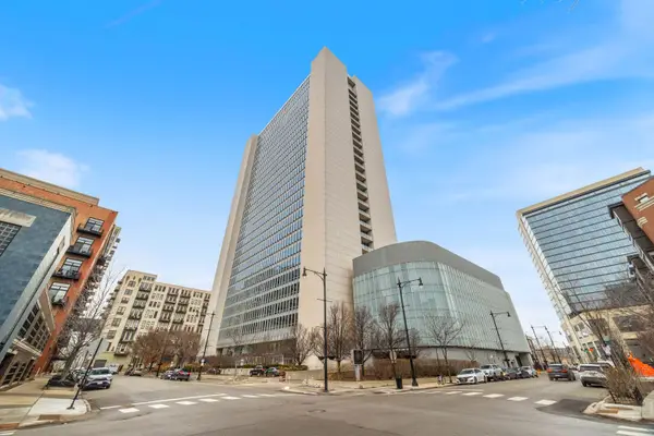 500 W Superior Street #1306, Chicago, IL 60654