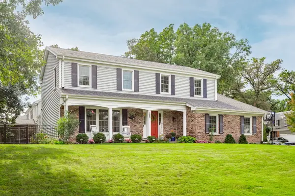 129 Branchwood Drive, Schaumburg, IL 60193