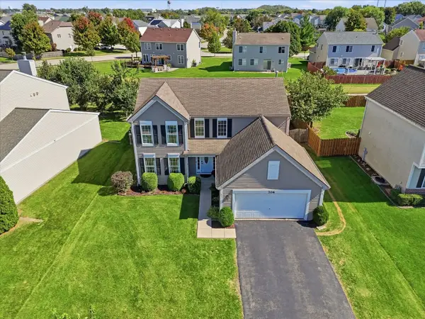 706 Silver Fox Drive, Joliet, IL 60431