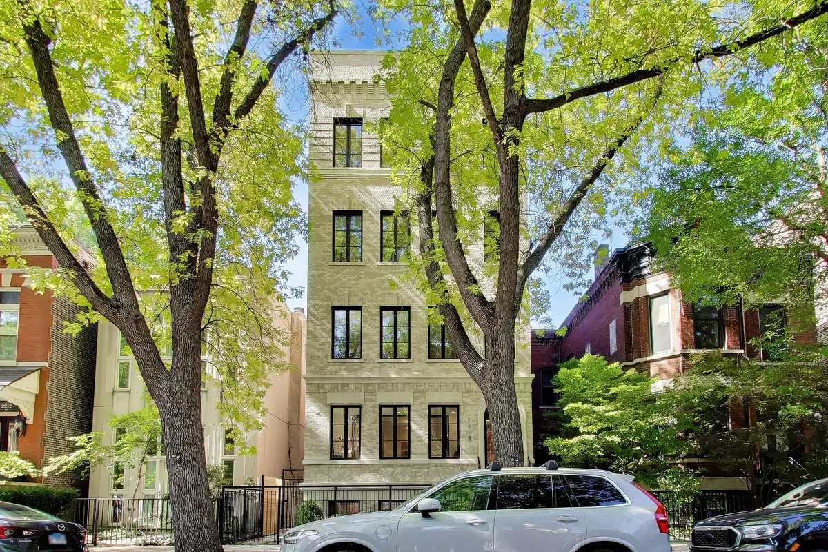 2218 N Burling Street #1, Chicago, IL 60614 - #1