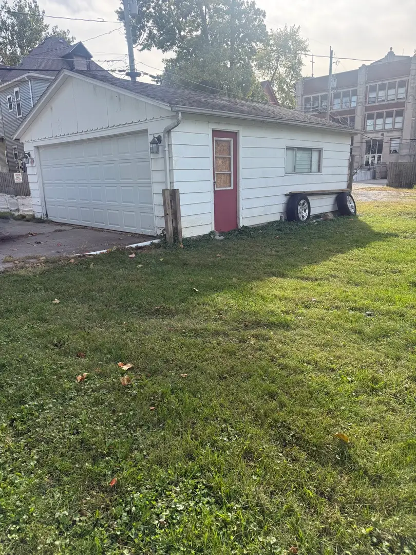 607 E Jefferson Street, Bloomington, IL 61701 - #2