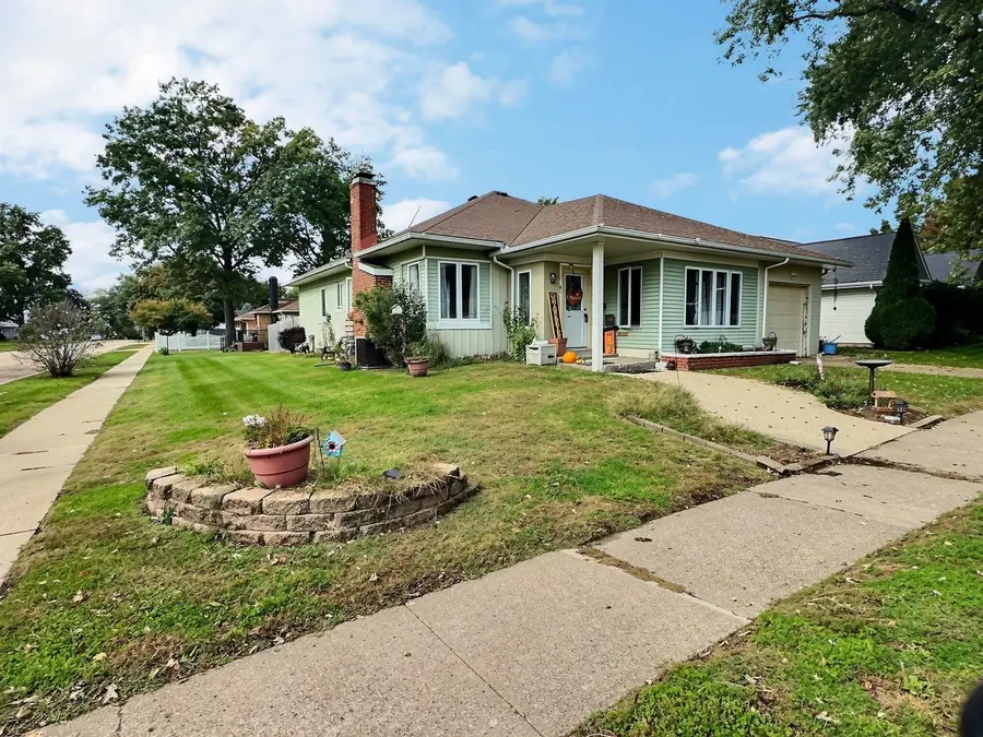 501 9th Avenue, De Witt, IA 52742 - #2