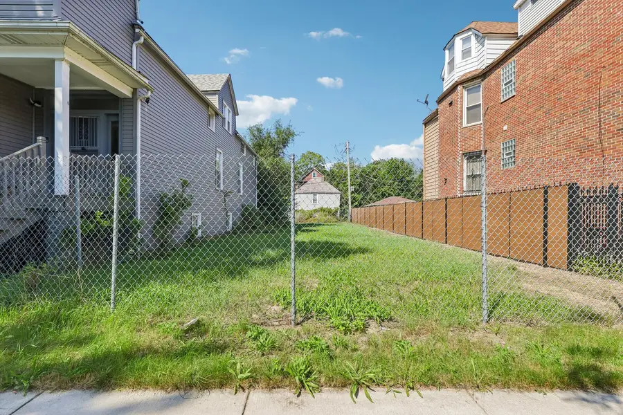 7918 S South Shore Drive, Chicago, IL 60617 - #3