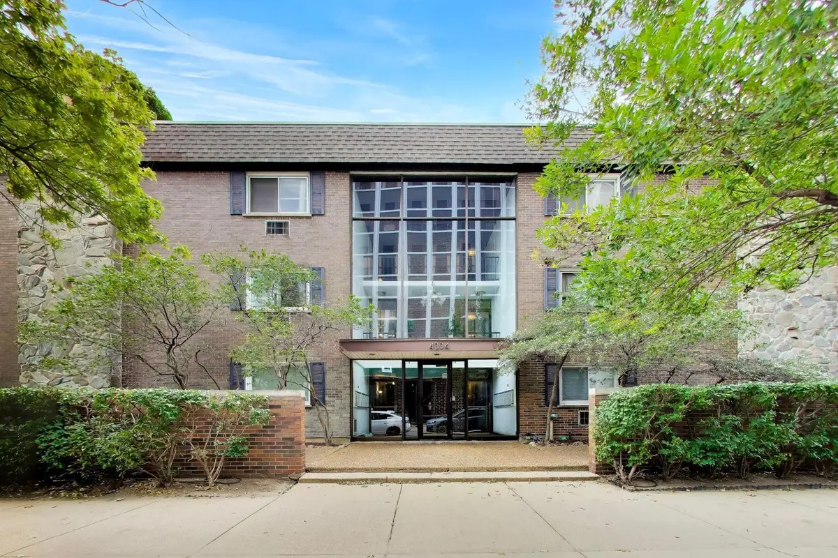 4334 N Clarendon Avenue #102, Chicago, IL 60613 - #1