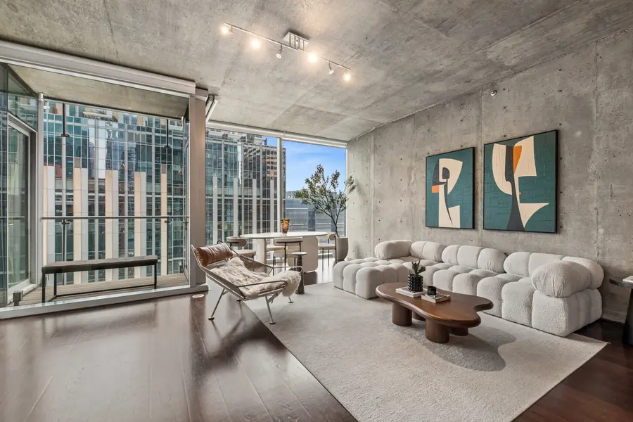 600 N Fairbanks Court #1905, Chicago, IL 60611 - #2