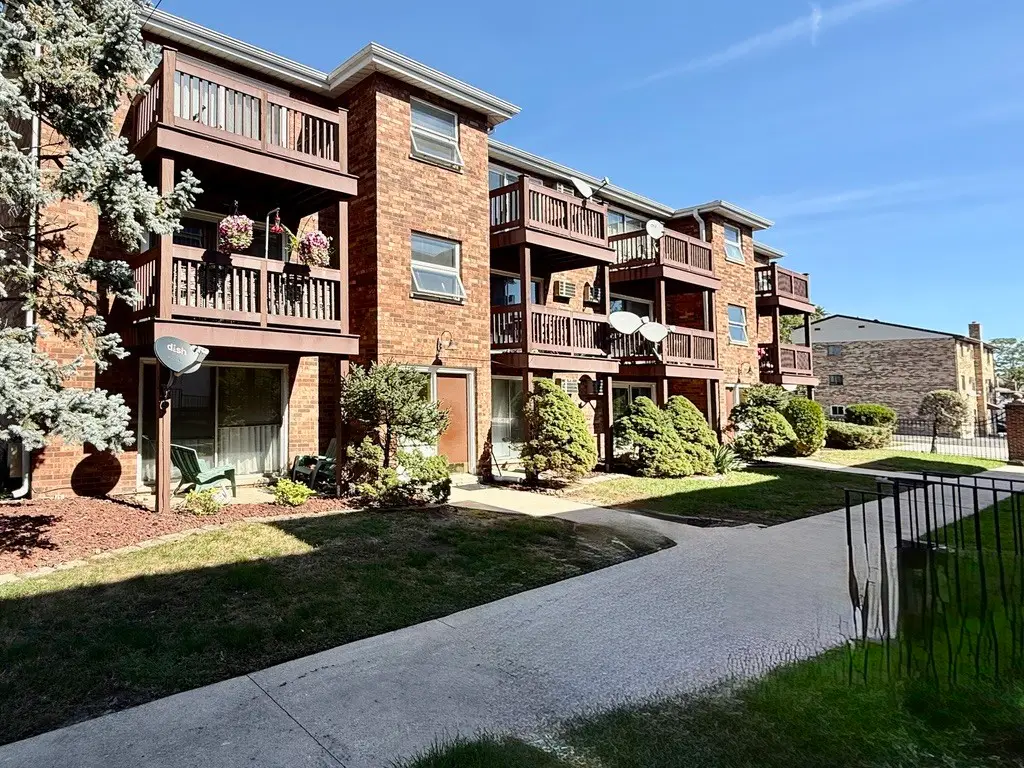 14800 Kilpatrick Avenue #310, Midlothian, IL 60445 - #1