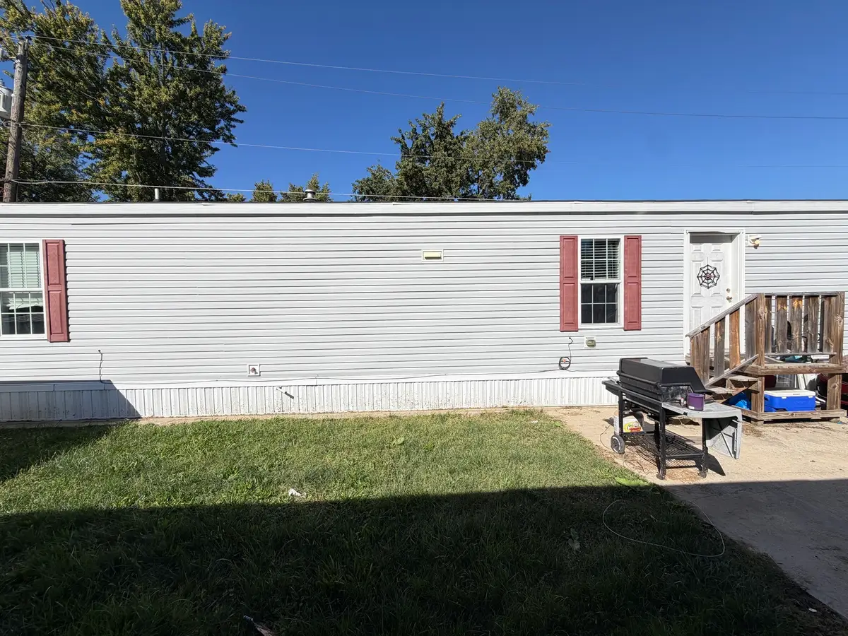 407 4th Street, Bloomington, IL 61704 - #1