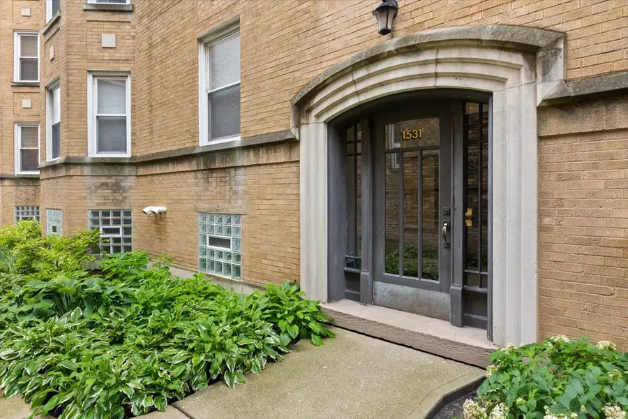 1531 W Rosemont Avenue #1N, Chicago, IL 60660 - #2