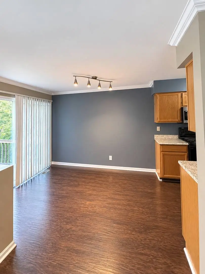 287 Sandhurst Lane #D, South Elgin, IL 60177 - #3