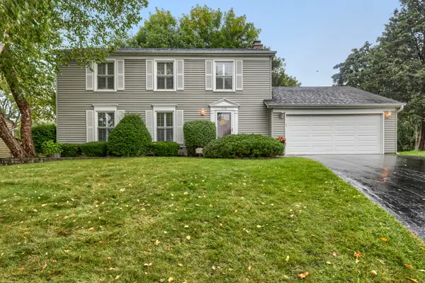 408 Creighton Lane, Schaumburg, IL 60193