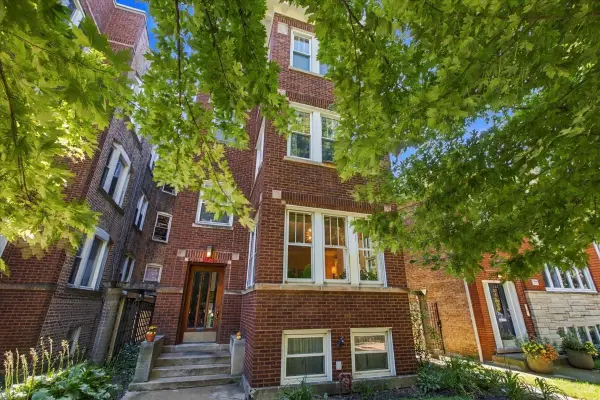 1625 W Rascher Avenue #1, Chicago, IL 60640