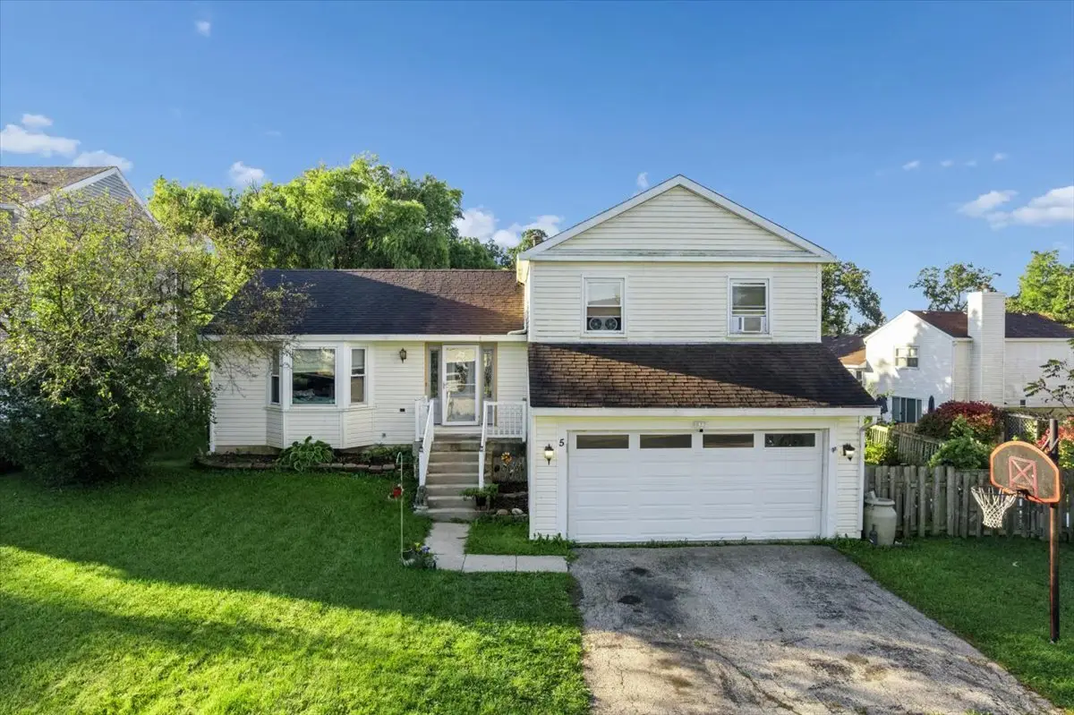 5 Sheffield Court, Streamwood, IL 60107 - #1