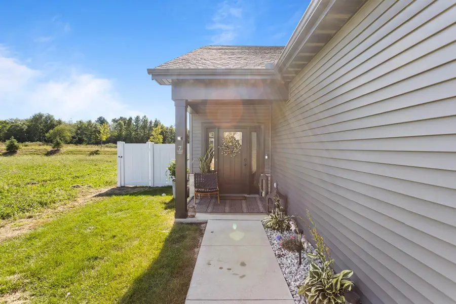7 Prairie Trail, Monticello, IL 61856 - #3