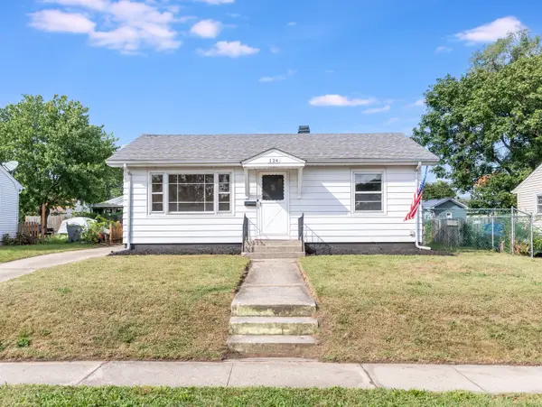 124 Riverside Drive, Montgomery, IL 60538