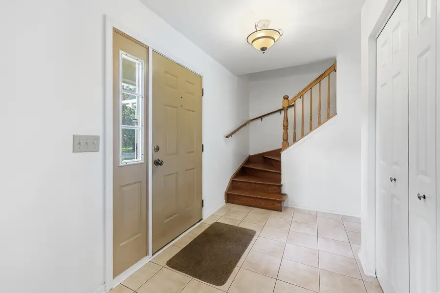 1153 Dovercliff Way, Crystal Lake, IL 60014 - #2