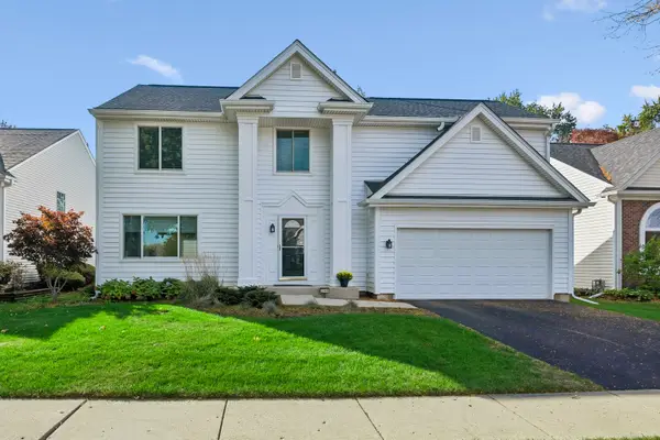 290 Rock Hall Court, Grayslake, IL 60030