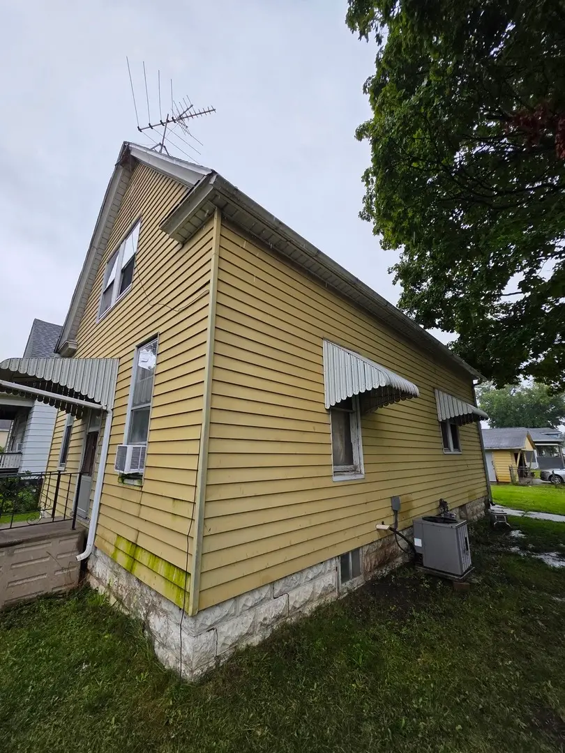 500 14th Avenue, Rock Island, IL 61201 - #3