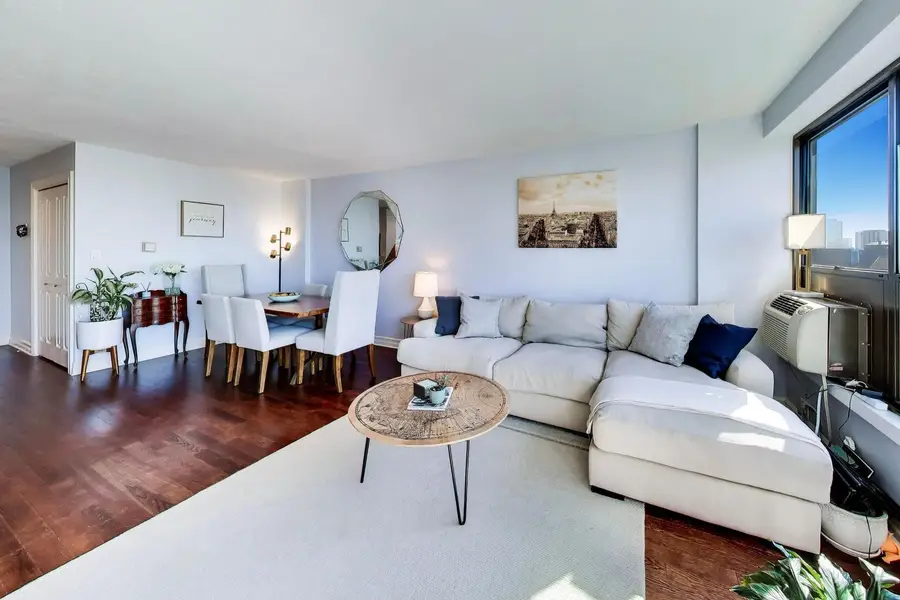 2930 N Sheridan Road #1205, Chicago, IL 60657 - #3
