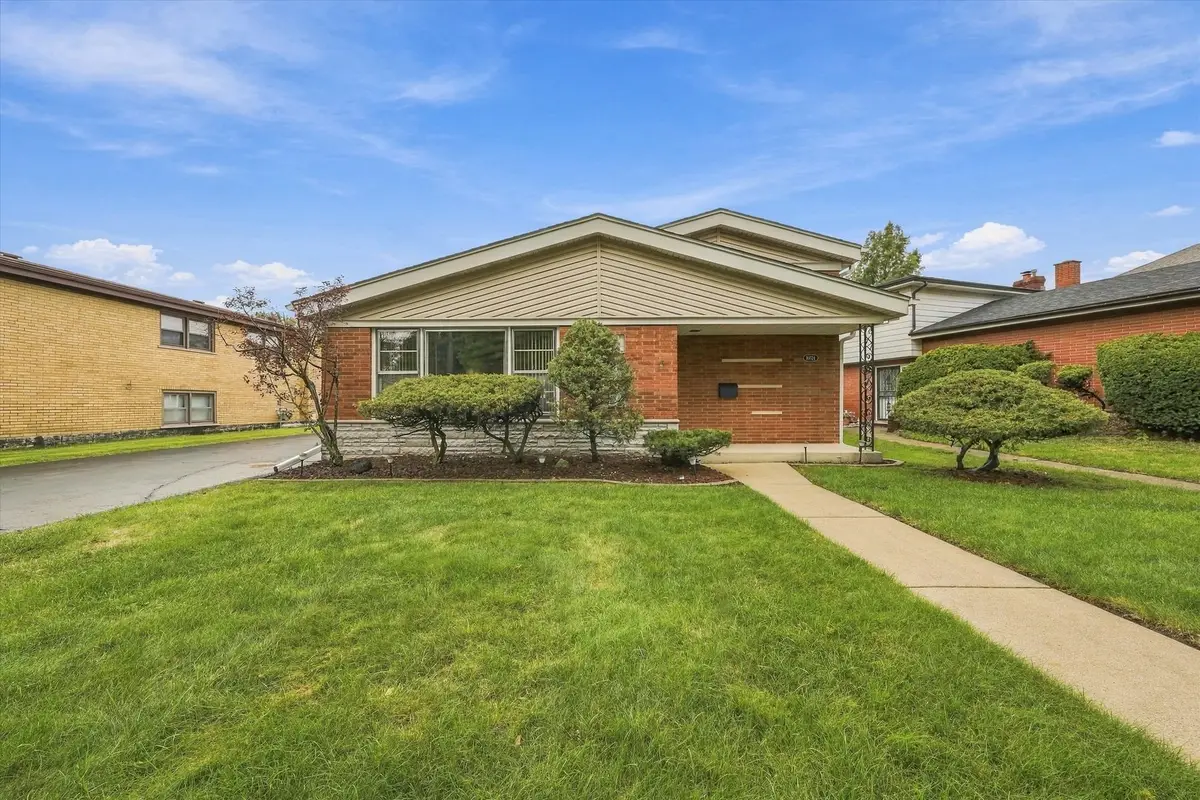 10624 S Kostner Avenue, Oak Lawn, IL 60453 - #1