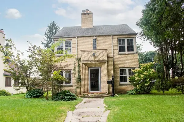 1351 W Lincoln Boulevard, Freeport, IL 61032
