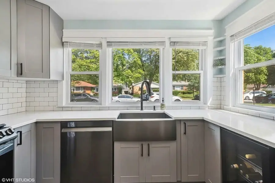 2124 Seward Street, Evanston, IL 60202 - #3