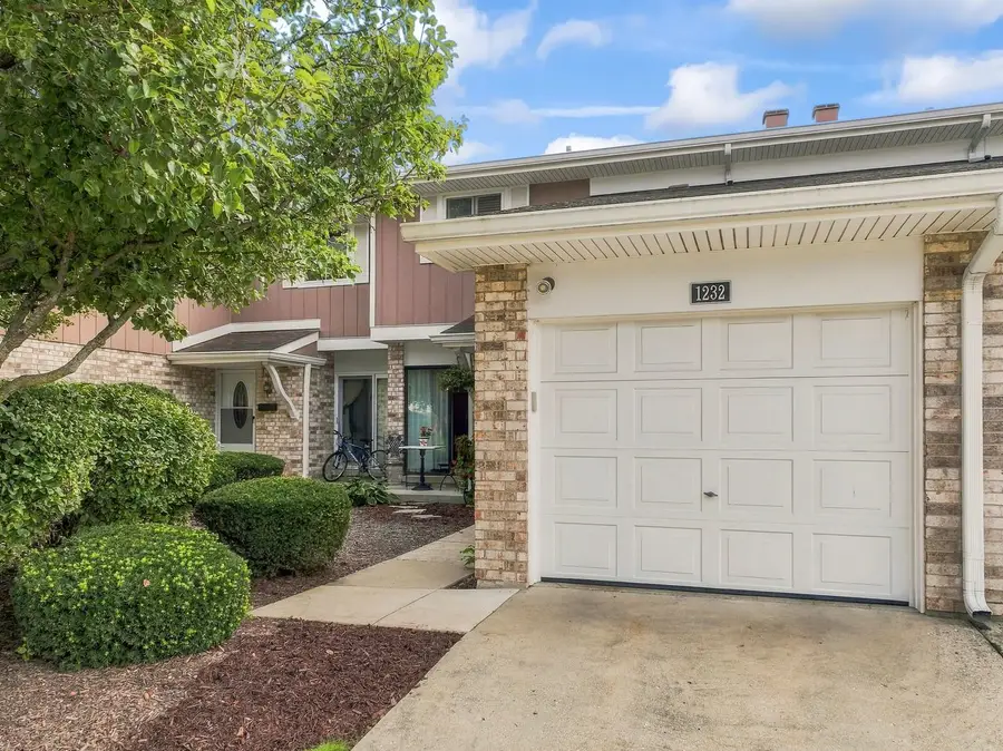 1232 Reading Court, Wheaton, IL 60189 - #2