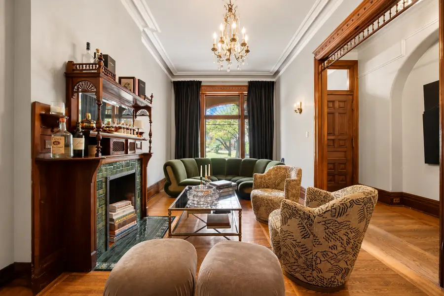 919 N Lasalle Drive, Chicago, IL 60610 - #3