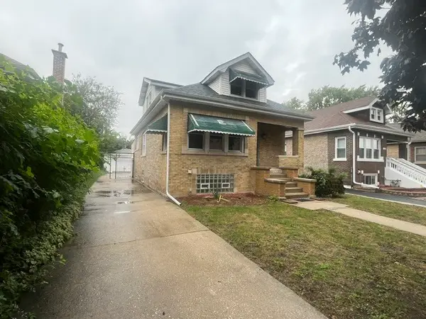 1430 S 10th Avenue, Maywood, IL 60153