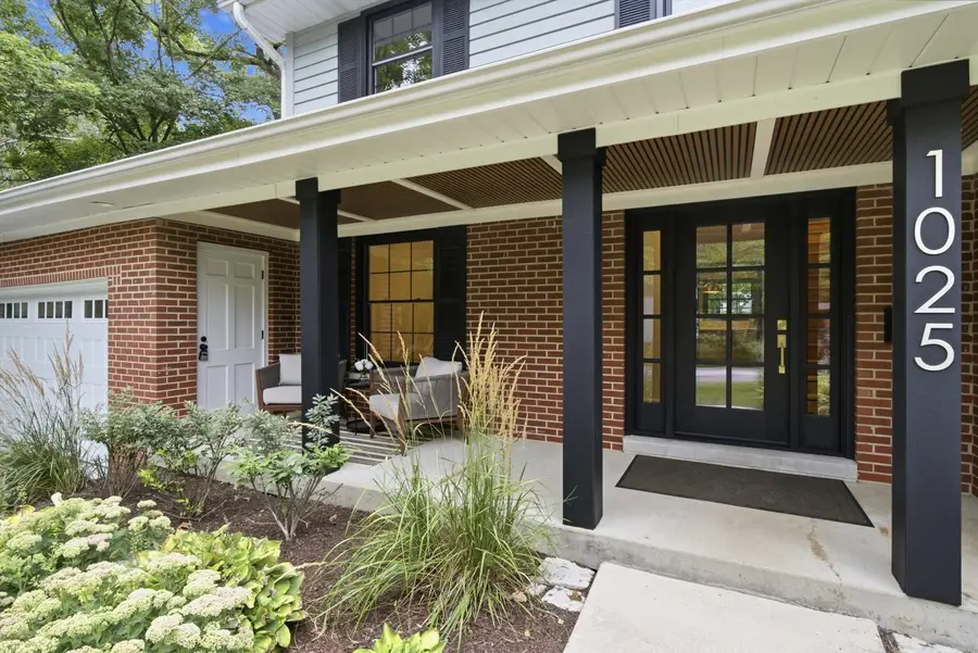 1025 Elizabeth Avenue, Naperville, IL 60540 - #2