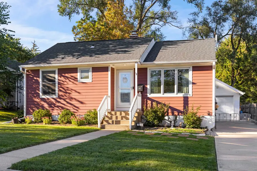 124 W Crystal Avenue, Lombard, IL 60148 - #2