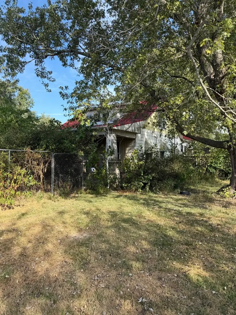 8141 E Tamaroa Road, Tamaroa, IL 62888 - #1