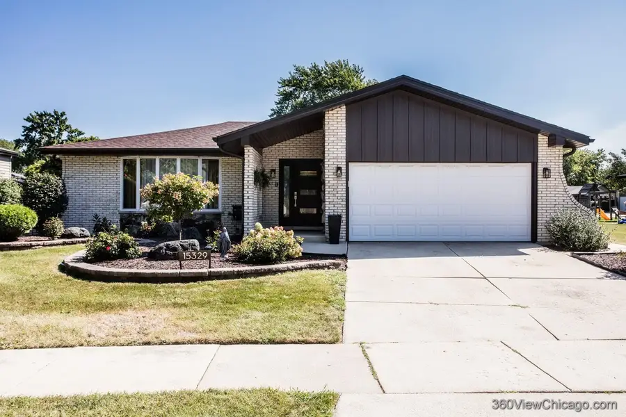 15329 Sunset Ridge Drive, Orland Park, IL 60462 - #2