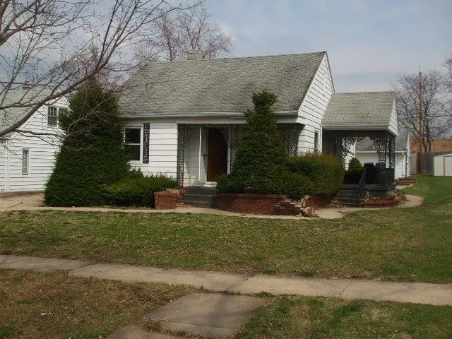 1016 S Independence Avenue, Rockford, IL 61102 - #1