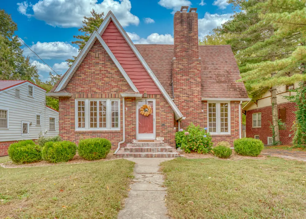 702 N 12th Street, Mount Vernon, IL 62864 - #1