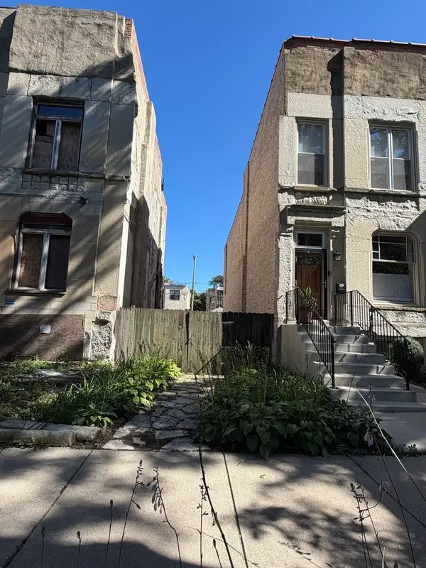 3343 S Prairie Avenue, Chicago, IL 60616