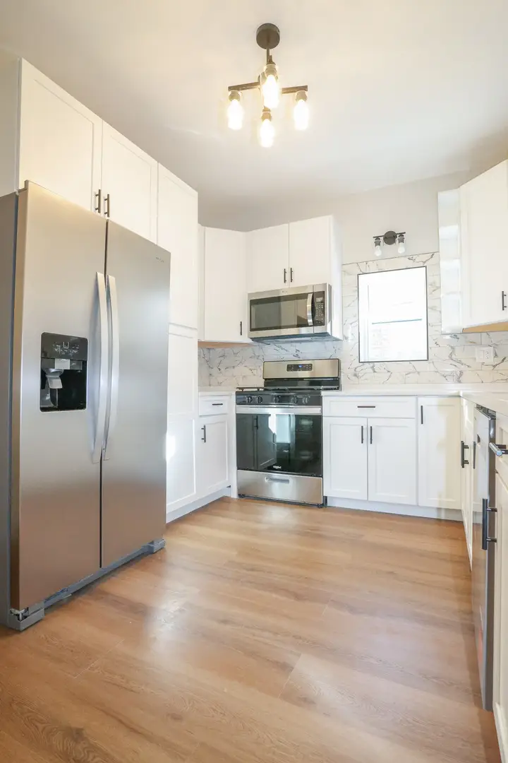 5338 W Montrose Avenue, Chicago, IL 60641 - #2