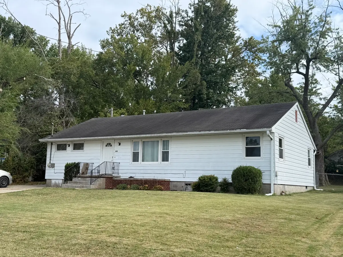 1145 E Walnut Street, Carbondale, IL 62901 - #1