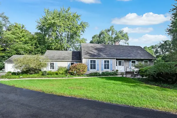 24462 N Kelsey Road, Barrington, IL 60010