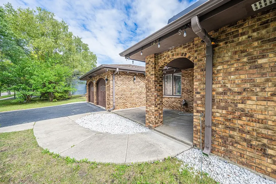129 Millis Lane, Schaumburg, IL 60193 - #3