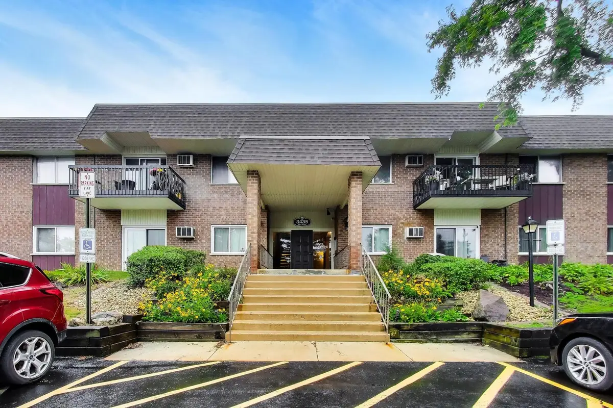 3425 83rd Street #D18, Woodridge, IL 60517 - #1