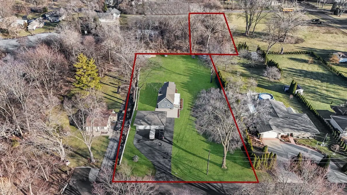 6N221 Virginia Road, Roselle, IL 60172 - #1