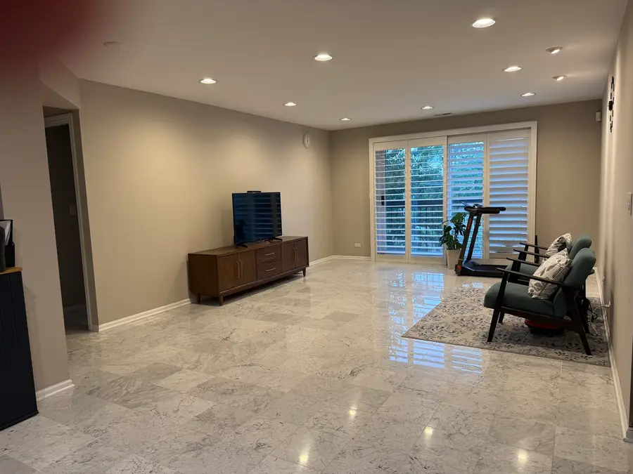 350 E Dundee Road #301, Buffalo Grove, IL 60089 - #3