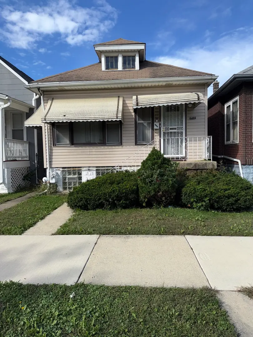 6608 S Claremont Avenue, Chicago, IL 60636 - #1