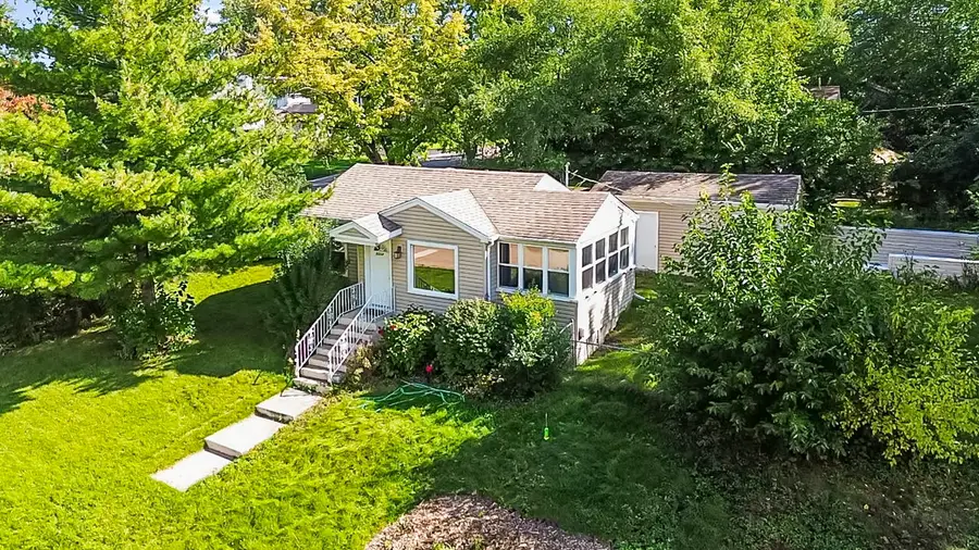 1118 Sycamore Street, Lake In The Hills, IL 60156 - #2