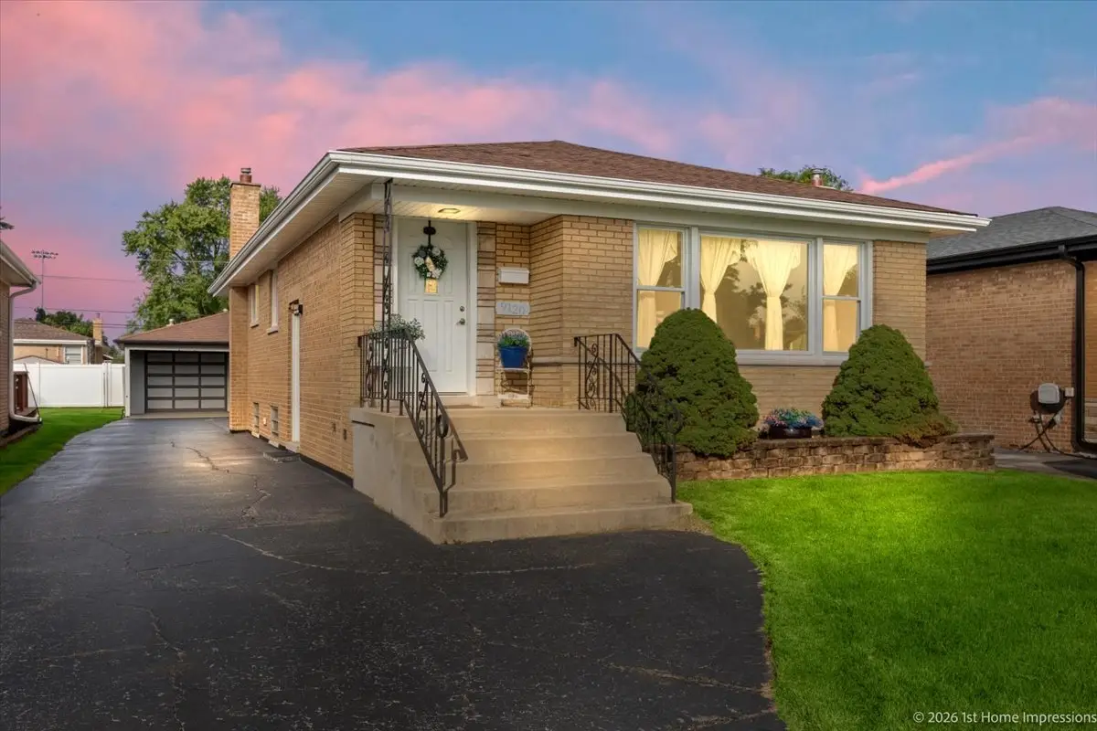 9120 S Clifton Park Avenue, Evergreen Park, IL 60805 - #1