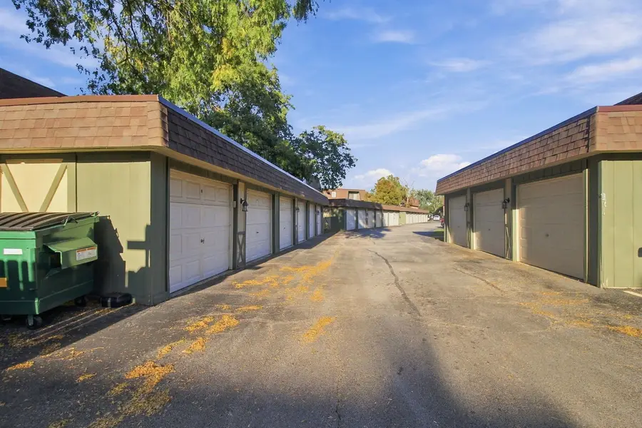 11129 Northwest Road #F, Palos Hills, IL 60465 - #3