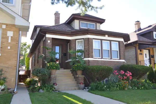 7843 W Cressett Drive, Elmwood Park, IL 60707
