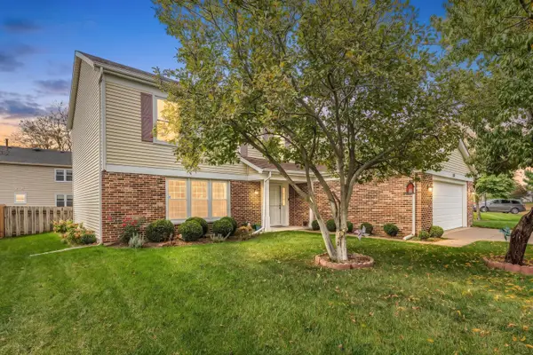 320 E Fox Hill Drive, Buffalo Grove, IL 60089